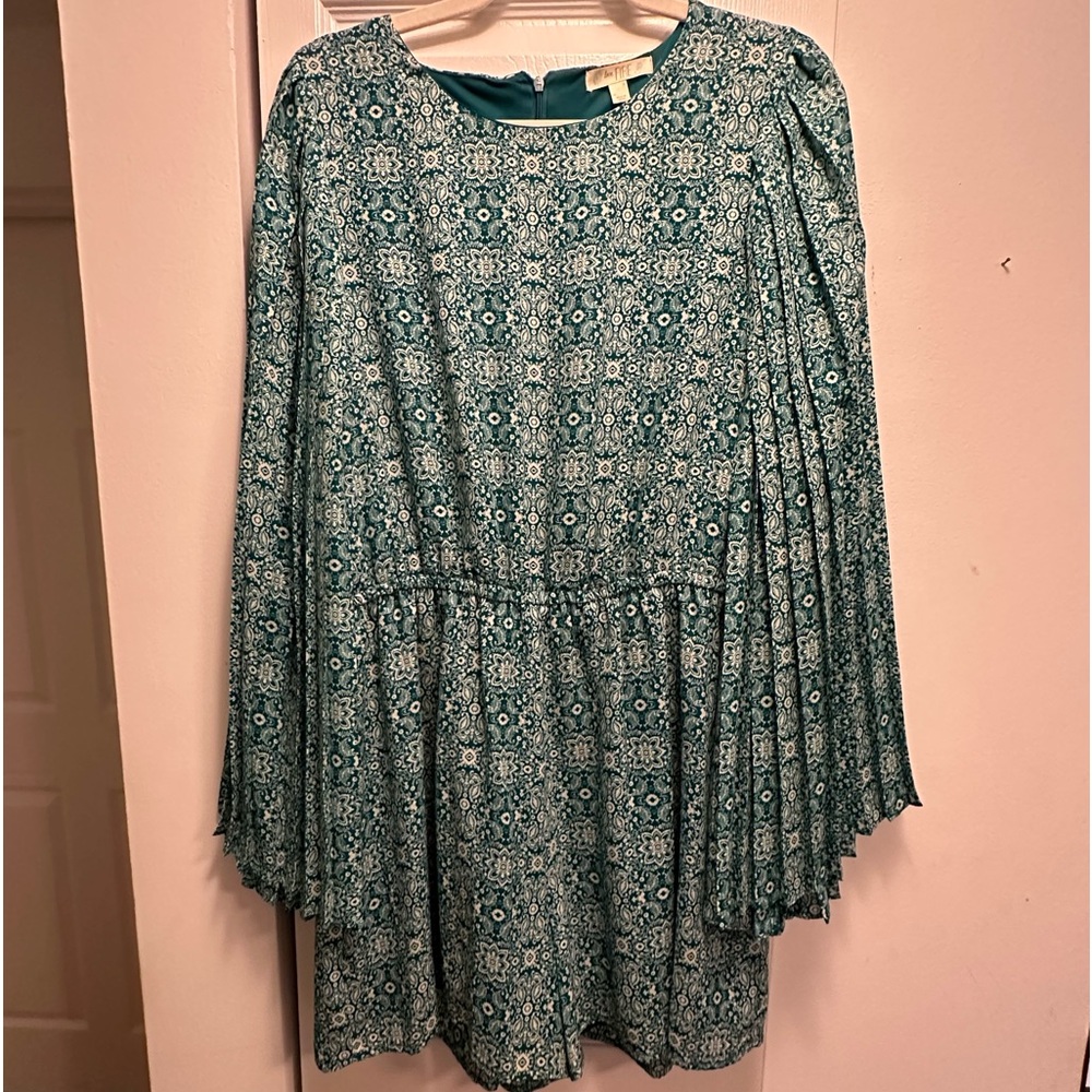 Love, Fire Teal & White Floral Romper with Flowy Sleeves